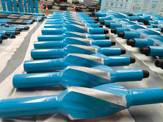 مثبت شفرة ملحومة حلزونية مقاس 22 بوصة، جسم بقطر خارجي 11 بوصة مع صندوق سفلي 7-5/8 بوصة Reg وصندوق علوي 7-5/8 بوصة H90