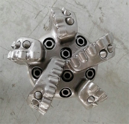 13mm الأساسية PDC لقم الثقب مقاومة عالية التأثير لحفر آبار النفط