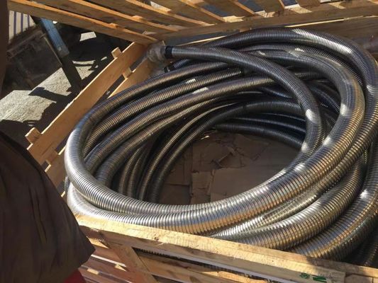 1 &quot;10000psi خرطوم التحكم في مقاومة الحريق BOP المدرعة مع 304 الفولاذ المقاوم للصدأ مطرقة اتصال الاتحاد